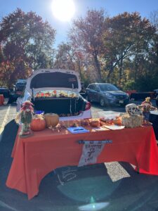 Trunk or treat trunk